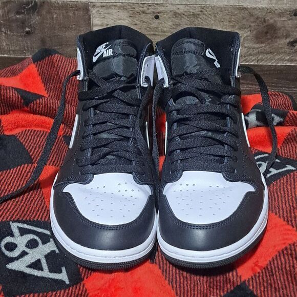 Air Jordan 1 High Black White 2.0 2024 Size 11 Used Once Rare Retro Authentic - Picture 5 of 8